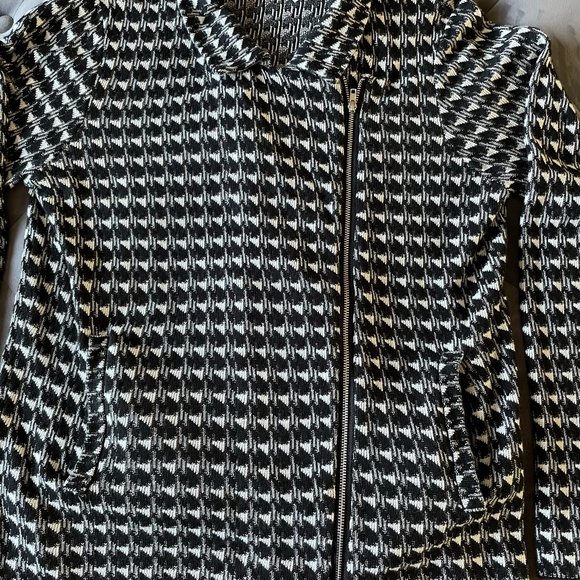 Moto Style Houndstooth Print Sweater Jacket - Picture 2 of 8